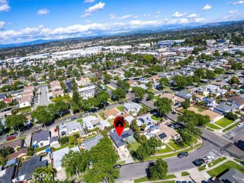 2009 W Oak , Fullerton, CA