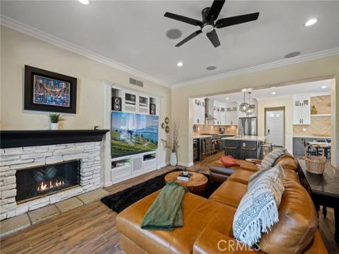 465 Periwinkle , Fullerton, CA