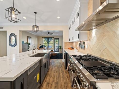 465 Periwinkle , Fullerton, CA