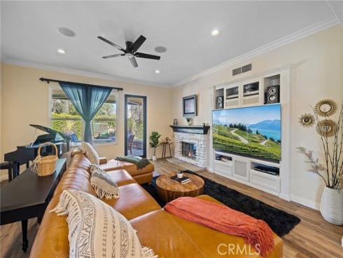 465 Periwinkle , Fullerton, CA