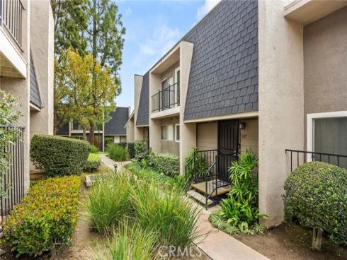 1115 Rosecrans , Fullerton, CA