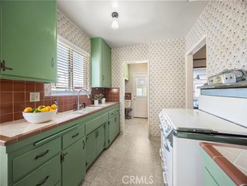 1836 W Southgate  , Fullerton, CA