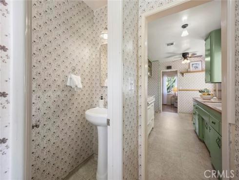 1836 W Southgate  , Fullerton, CA