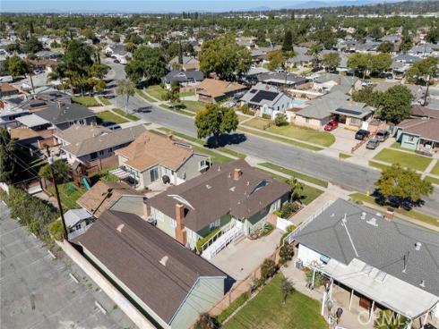 1836 W Southgate  , Fullerton, CA