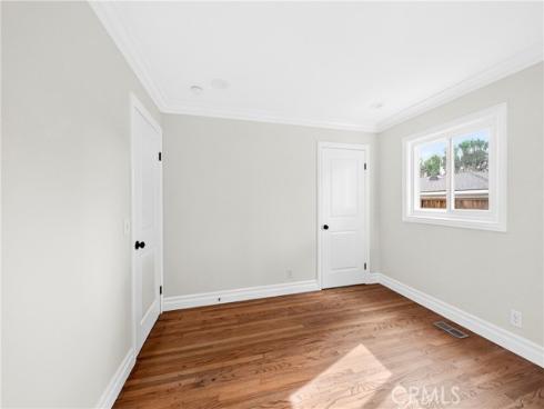 910 W Valencia Mesa  , Fullerton, CA