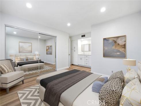 400 N. Acacia Avenue A17