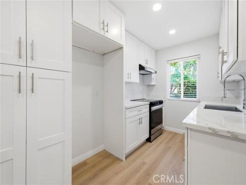 400 N Acacia  A17  Avenue, Fullerton, CA