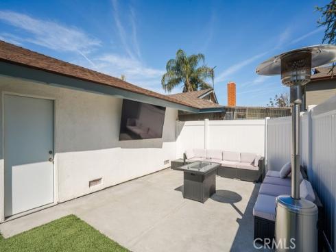 3317  Topaz  , Fullerton, CA