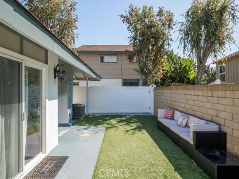 3317  Topaz  , Fullerton, CA