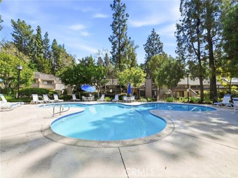 518  Blue Water  , Fullerton, CA