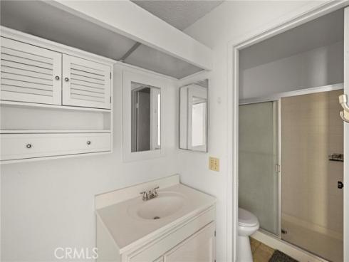 921  Creekside Dr  , Fullerton, CA