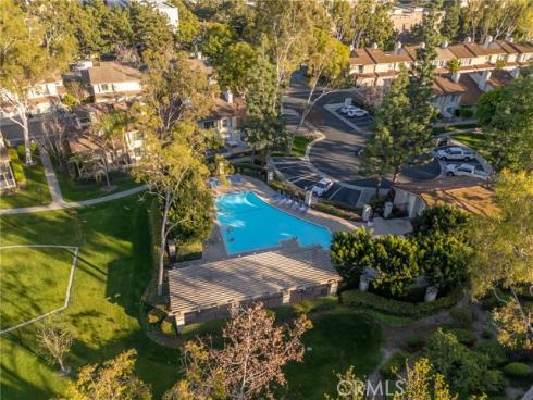 921  Creekside Dr  , Fullerton, CA