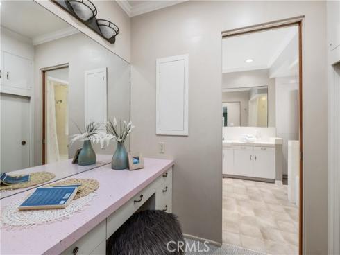 2120  Yucca  , Fullerton, CA