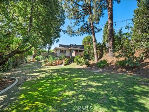 2120  Yucca  , Fullerton, CA