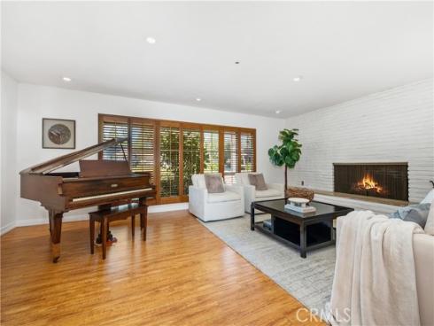 2120  Yucca  , Fullerton, CA