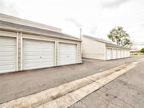 2410 W Orangethorpe  6 , Fullerton, CA