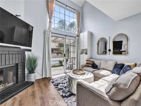 2410 W Orangethorpe  6 , Fullerton, CA