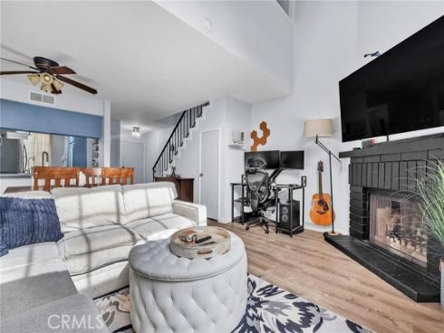 2410 W Orangethorpe  6 , Fullerton, CA