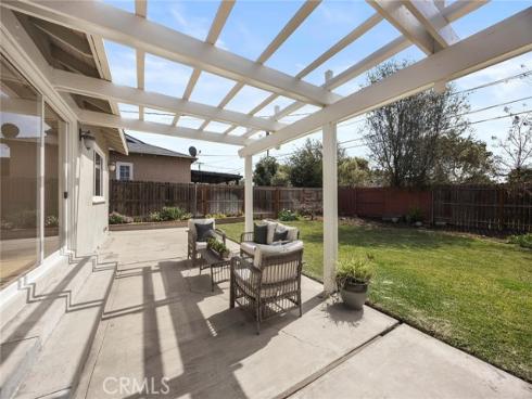 804  E Glenwood  , Fullerton, CA