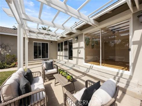 804  E Glenwood  , Fullerton, CA