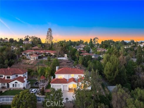 1320 N Raymond  , Fullerton, CA