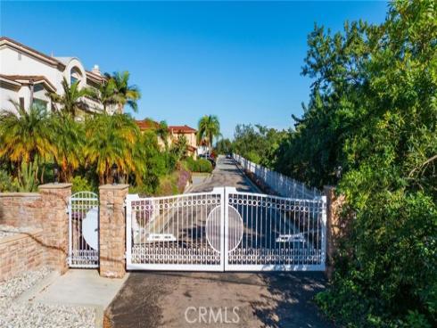 1320 N Raymond  , Fullerton, CA