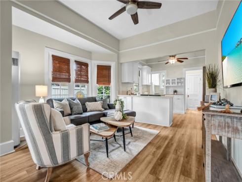 151 N Lincoln  , Fullerton, CA