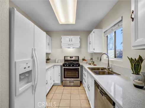 151 N Lincoln  , Fullerton, CA