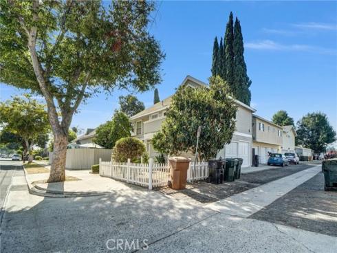 151 N Lincoln  , Fullerton, CA