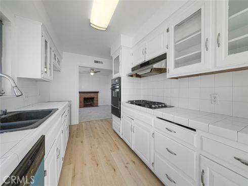 401 S Basque  , Fullerton, CA