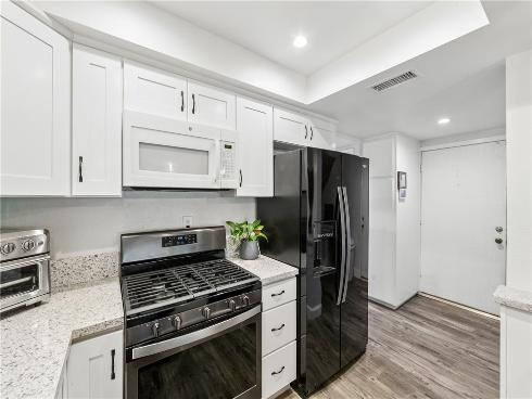 2775  Pine Creek  , Fullerton, CA