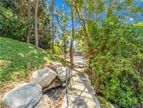 2775  Pine Creek  , Fullerton, CA