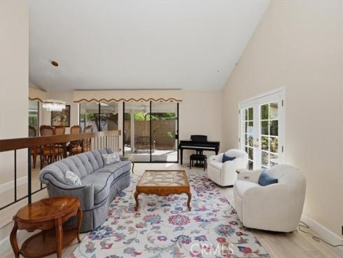 2505  Regency  , Fullerton, CA