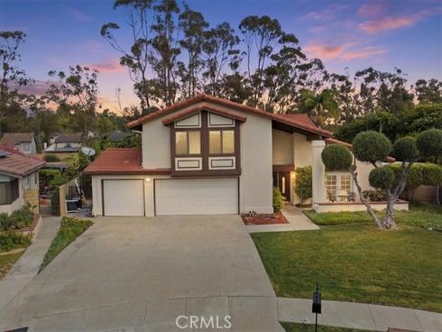 2505  Regency  , Fullerton, CA