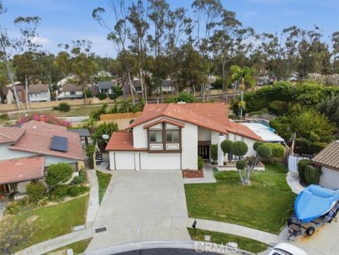 2505  Regency  , Fullerton, CA