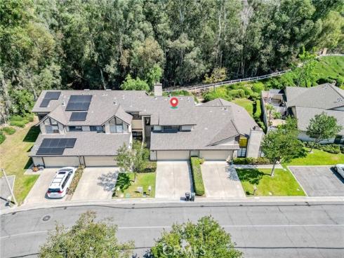 2440  Applewood  , Fullerton, CA