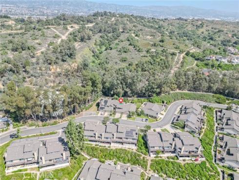 2440  Applewood  , Fullerton, CA