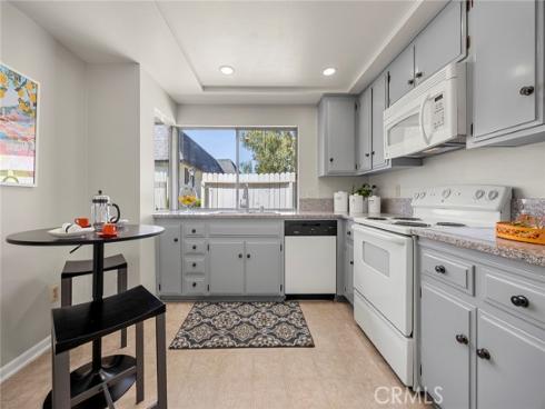 1330  Victoria  C , Fullerton, CA