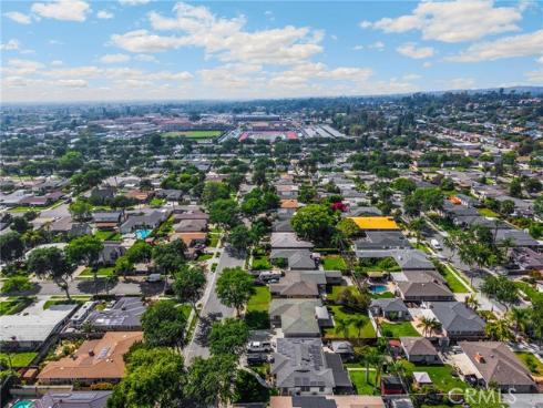 1001  Nutwood  , Fullerton, CA