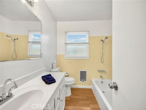 1001  Nutwood  , Fullerton, CA