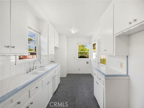 1001  Nutwood  , Fullerton, CA