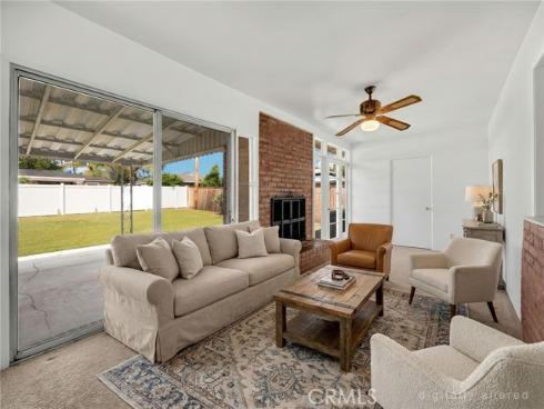 1001  Nutwood  , Fullerton, CA