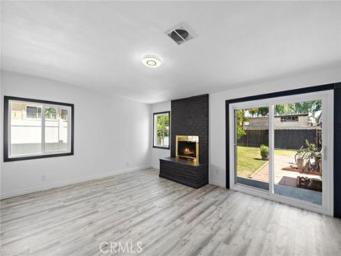 408  Diana  , Fullerton, CA