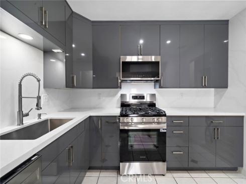 408  Diana  , Fullerton, CA