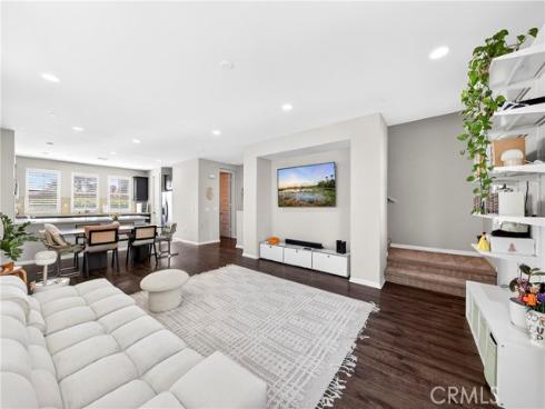 1021  Mandarin  , Fullerton, CA