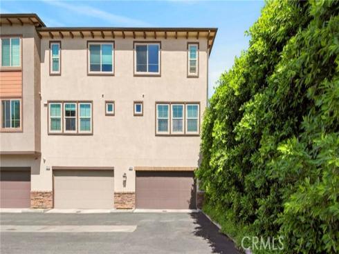 1021  Mandarin  , Fullerton, CA