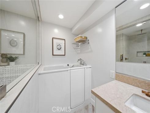 900  Paloma   Place, Fullerton, CA