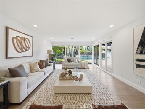 900  Paloma   Place, Fullerton, CA