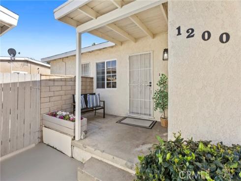 1200 W Ash   Avenue, Fullerton, CA