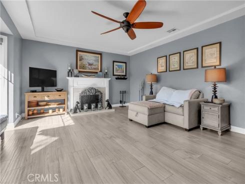 959  Rodeo  , Fullerton, CA